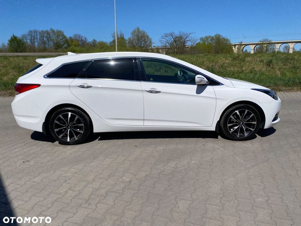 Hyundai i40 Kombi blue 1.7 CRDi Family - 5