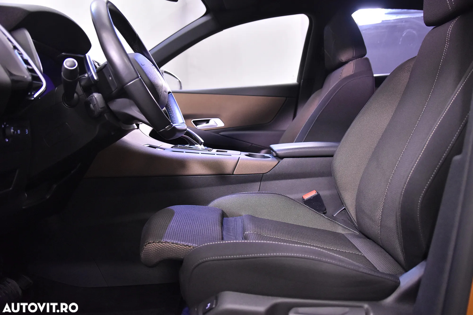 DS Automobiles DS 7 Crossback - 21