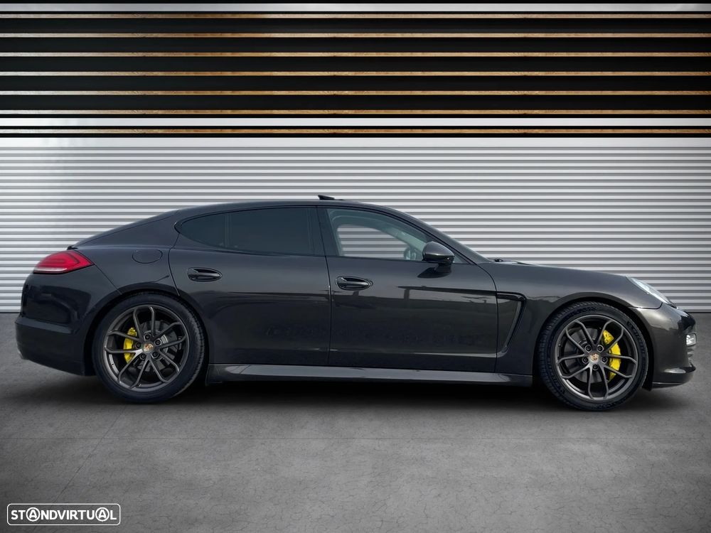 Porsche Panamera 4 S PDK - 3