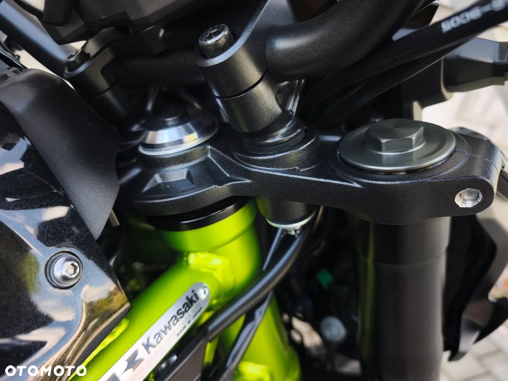 Kawasaki Z 900 - 21