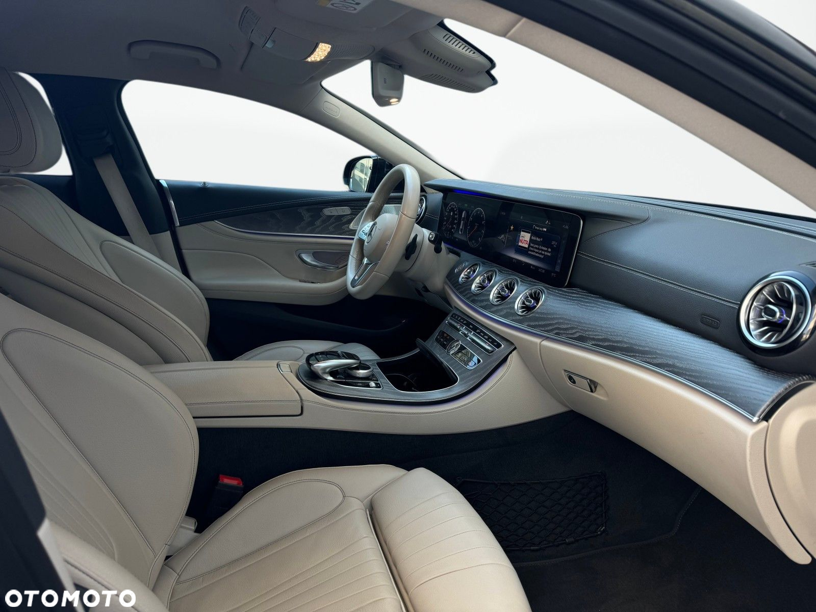 Mercedes-Benz CLS - 16