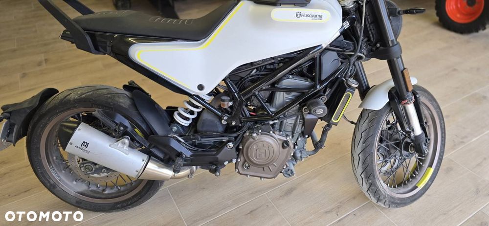 Husqvarna Vitpilen - 10