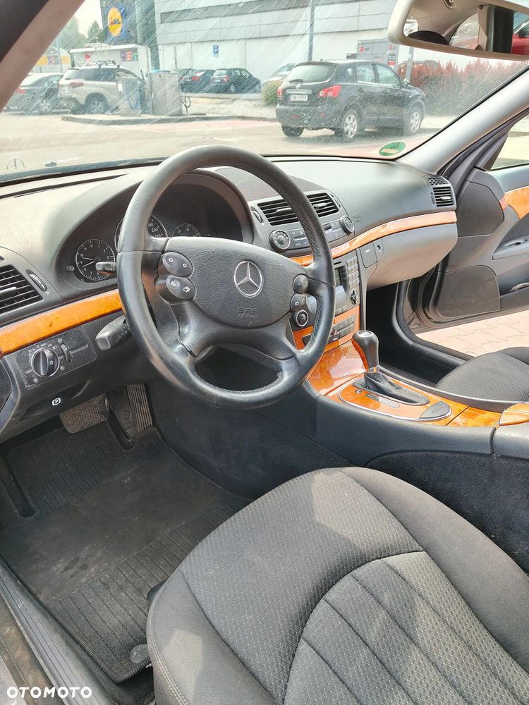 Mercedes-Benz Klasa E - 15