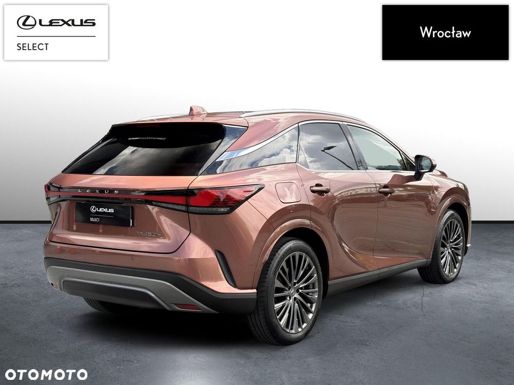 Lexus RX 450h+ Omotenashi - 6
