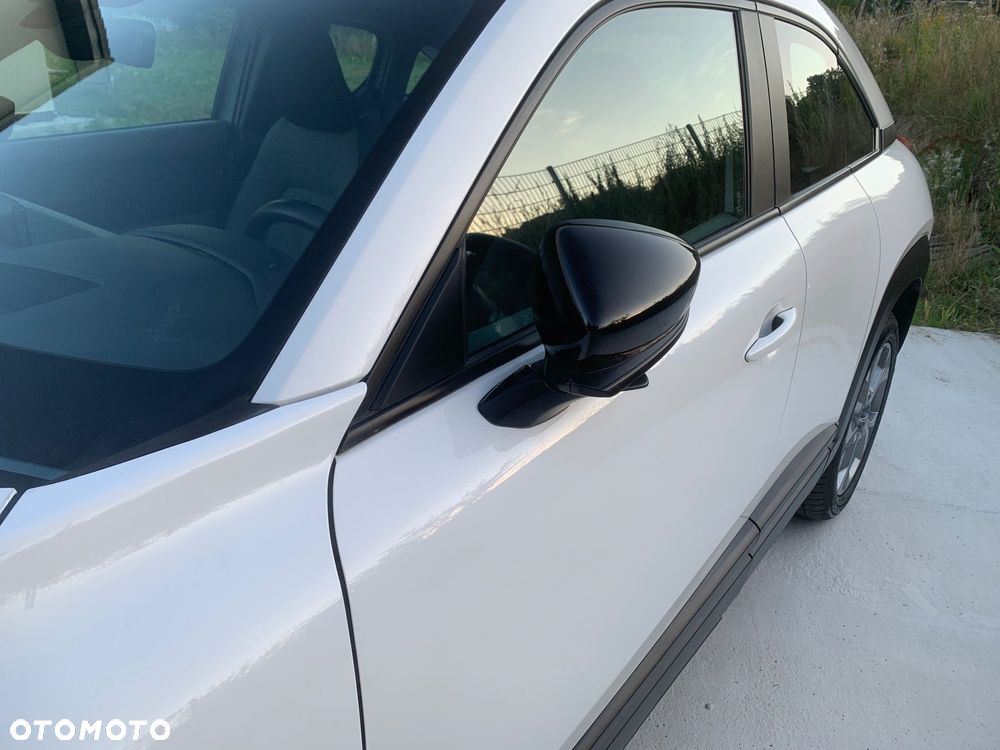 Mazda MX-30 e-SKYACTIV - 18