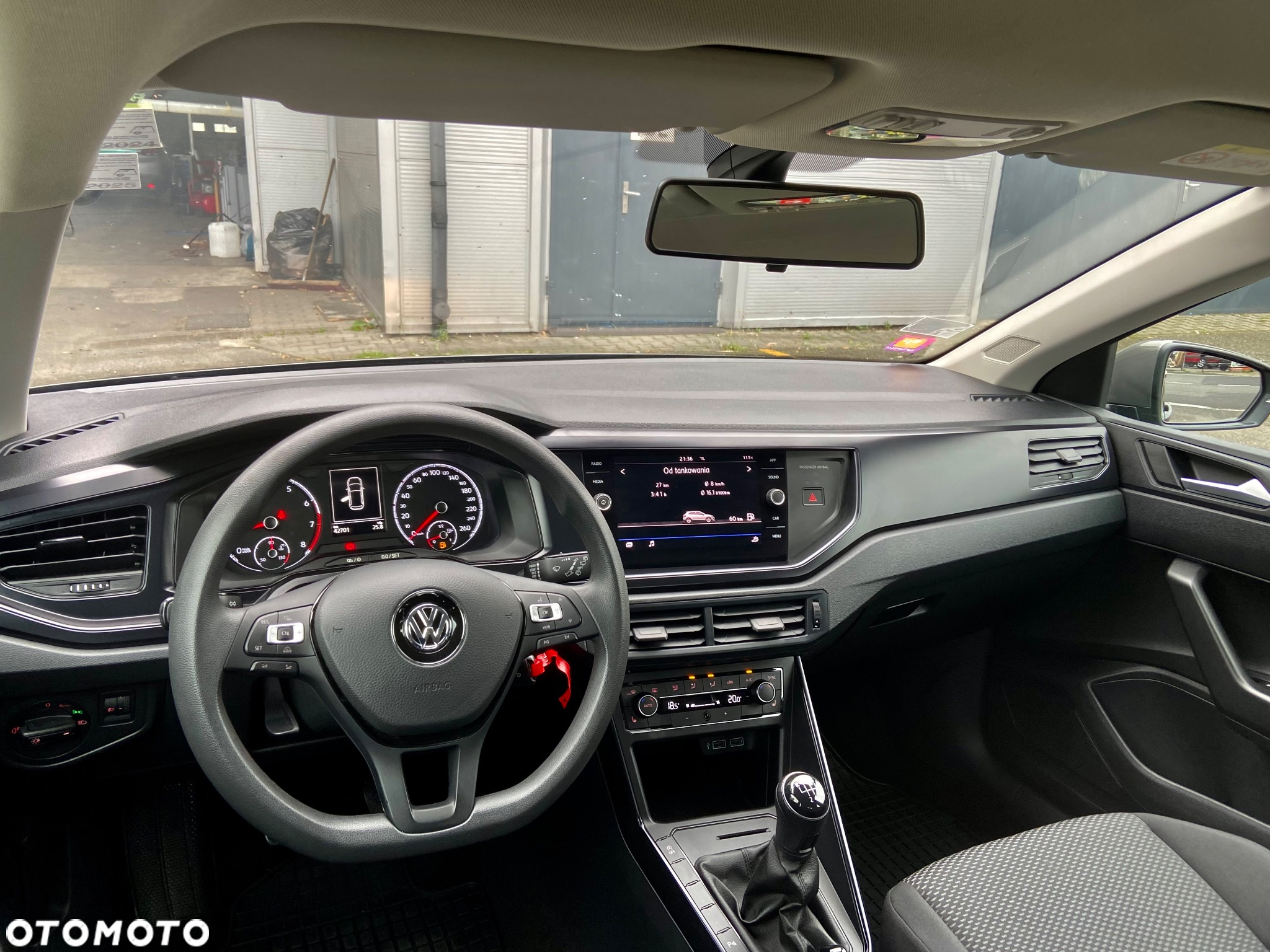 Volkswagen Polo 1.0 Comfortline - 16