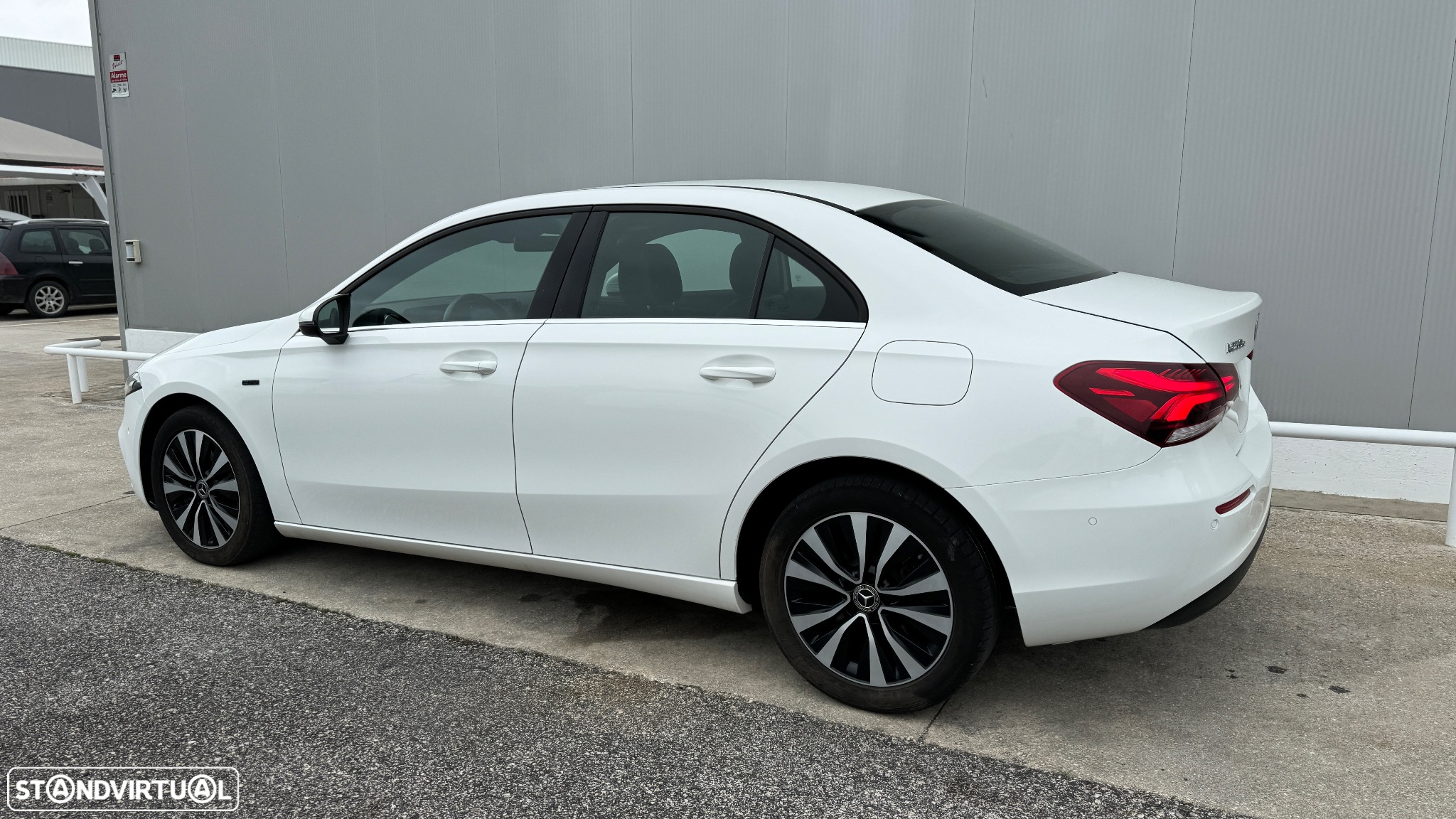 Mercedes-Benz A 250 Limousine e Style Plus - 20