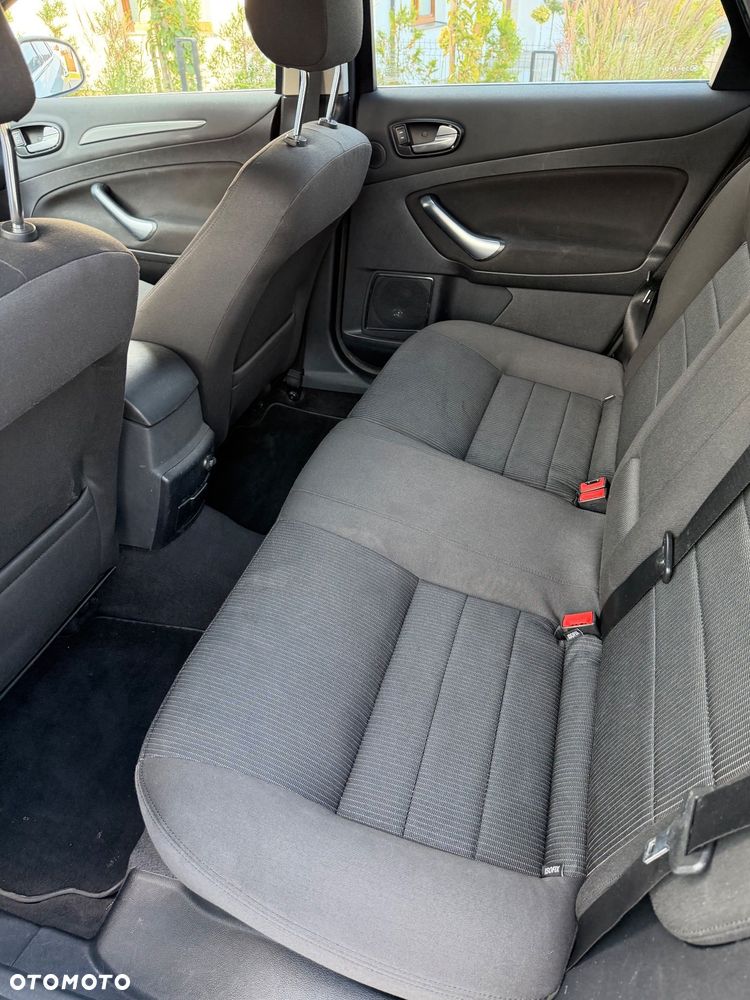 Ford Mondeo 2.0 TDCi Silver X - 9