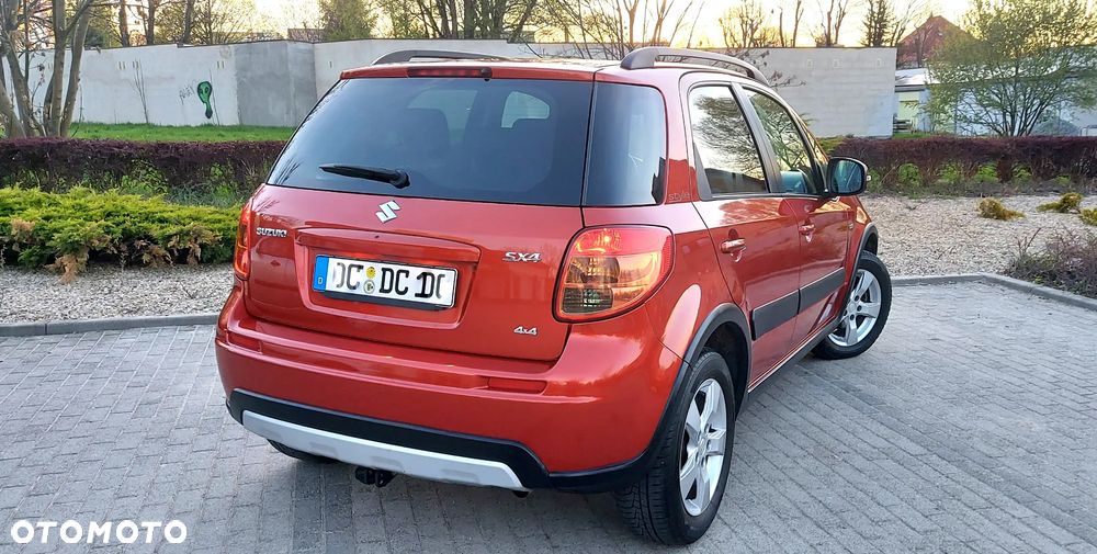 Suzuki SX4 2.0 DDiS 4x4 Style - 9