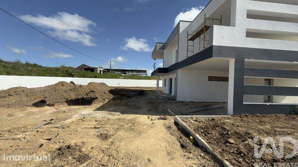 Casa / Villa T4 em São João das Lampas e Terrugem de 300,00 m2 - Grande imagem: 5/23