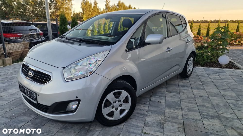 Kia Venga - 7