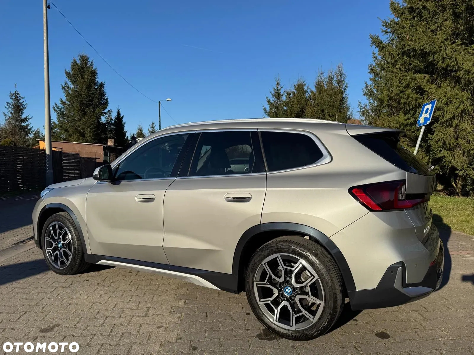 BMW iX1 xDrive30 xLine sport - 24