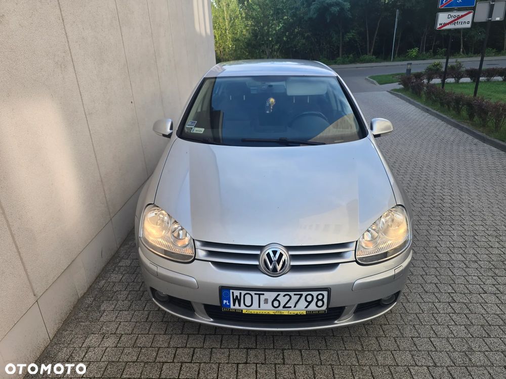 Volkswagen Golf V 1.6 Comfortline - 2