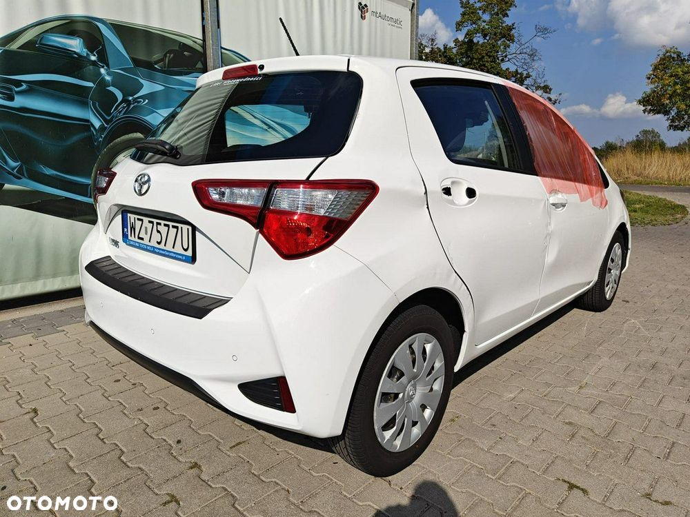 Toyota Yaris - 7