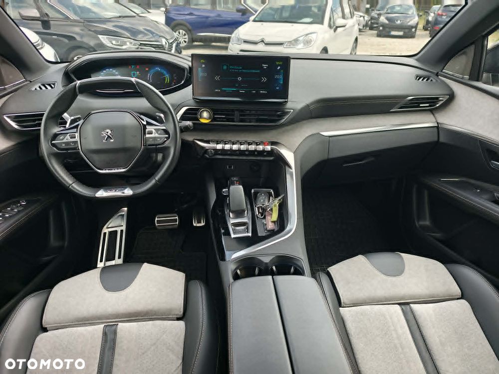 Peugeot 3008 - 13