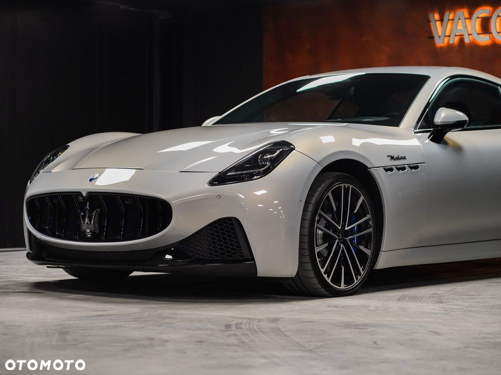 Maserati GranTurismo - 4