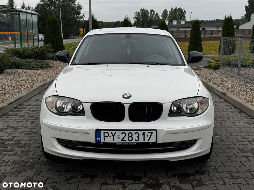 BMW Seria 1 116i - 11
