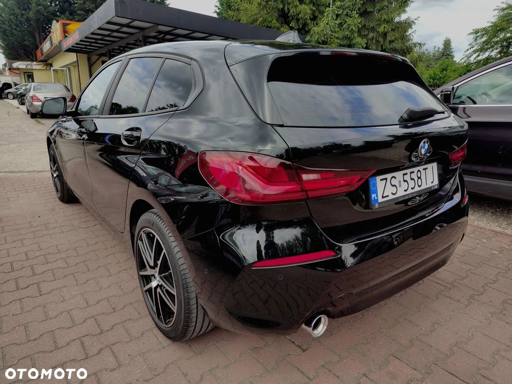 BMW Seria 1 118i - 11