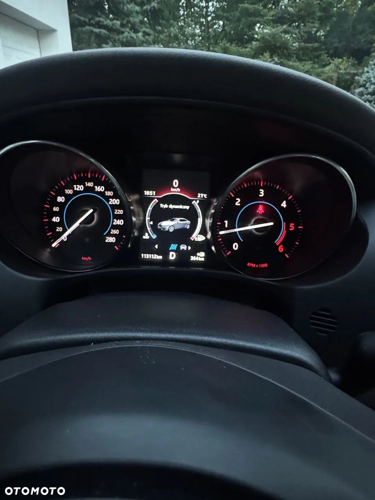 Jaguar XE 2.0 D Prestige - 17
