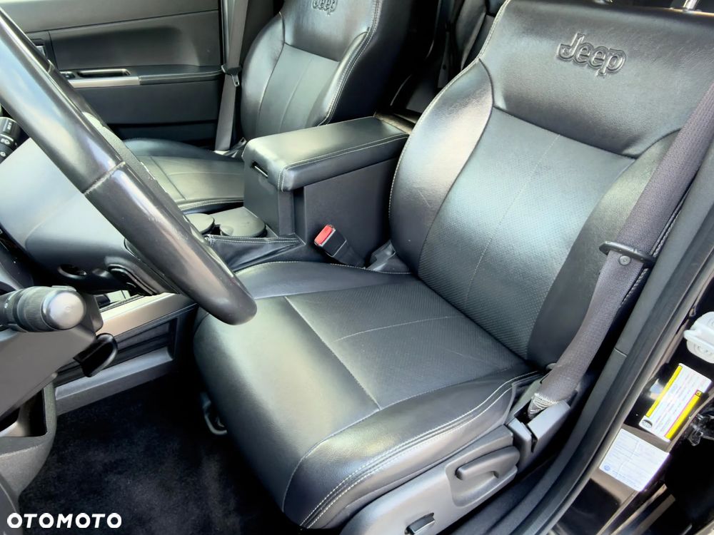 Jeep Cherokee - 27