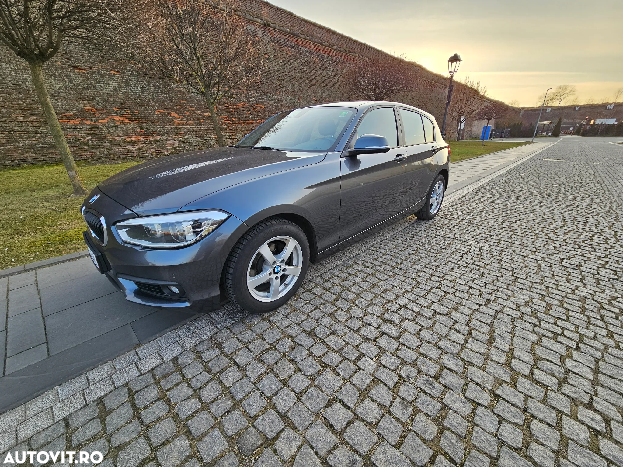 BMW Seria 1 118d Edition Metropolitan - 12