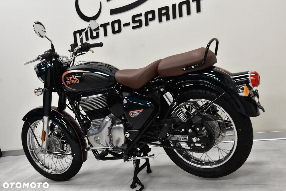 Royal Enfield Classic - 11