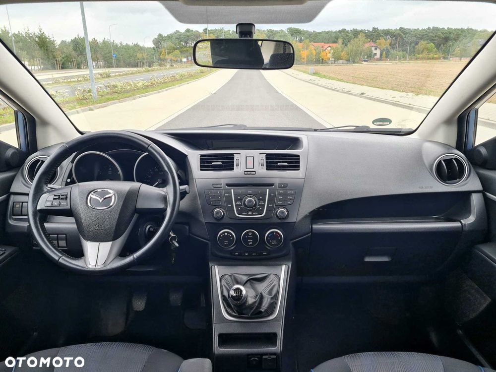Mazda 5 - 6
