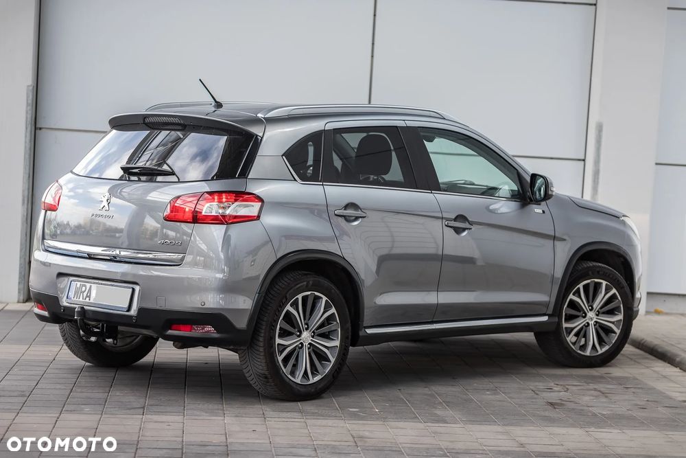 Peugeot 4008 - 8