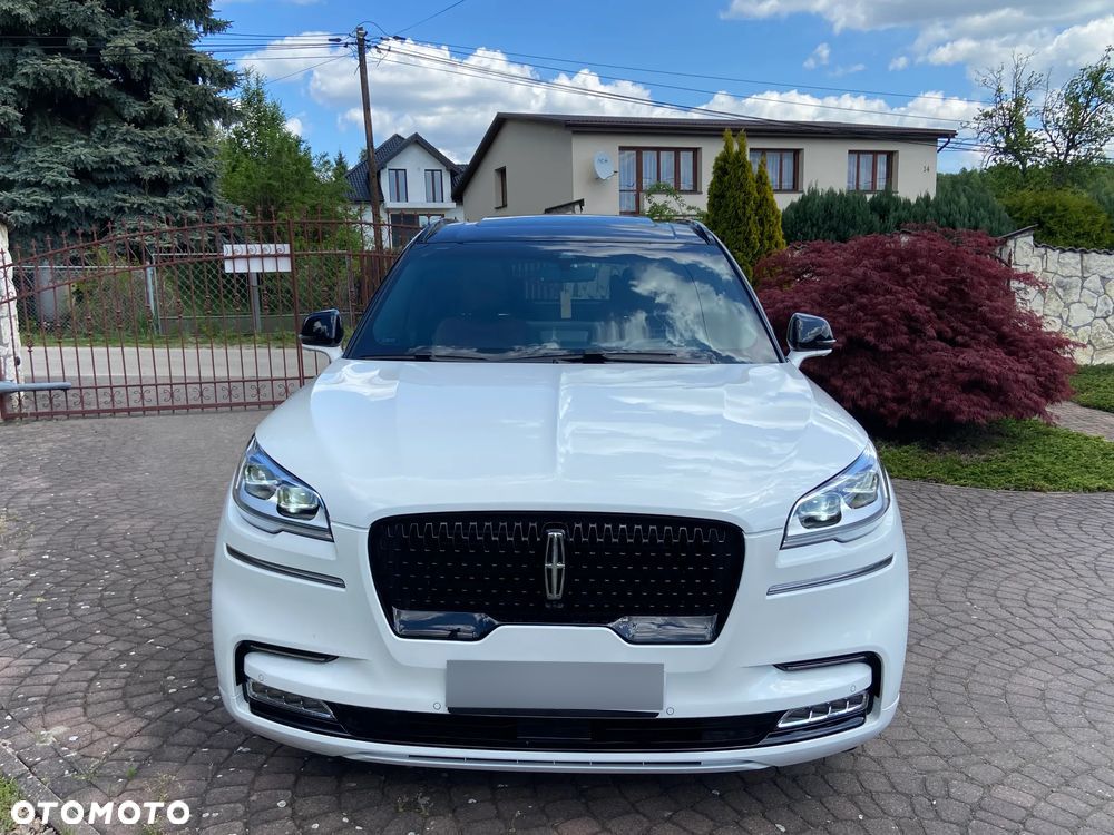 Lincoln Aviator - 12