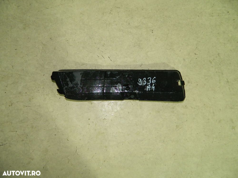 Grila bara fata partea stanga, Audi A4, 95-99, 8D0807345B - 5