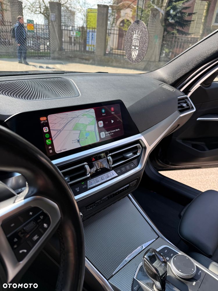 BMW Seria 3 320d xDrive MHEV M Sport sport - 12