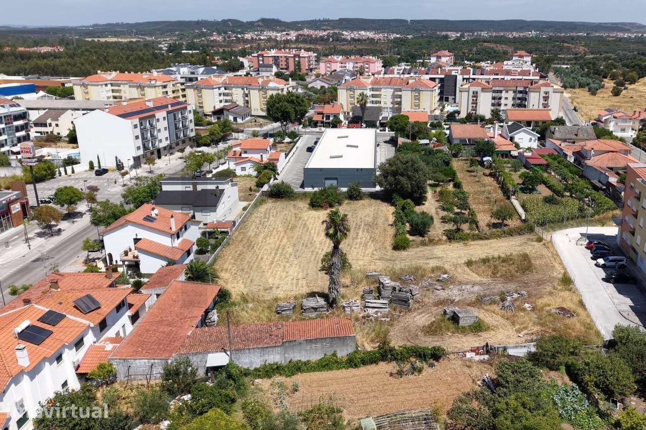 Terreno Urbano com 4.324 m2 no Entroncamento | Excelente Oportunidade - Grande imagem: 3/17