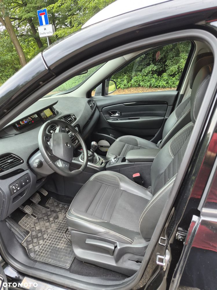 Renault Grand Scenic - 11