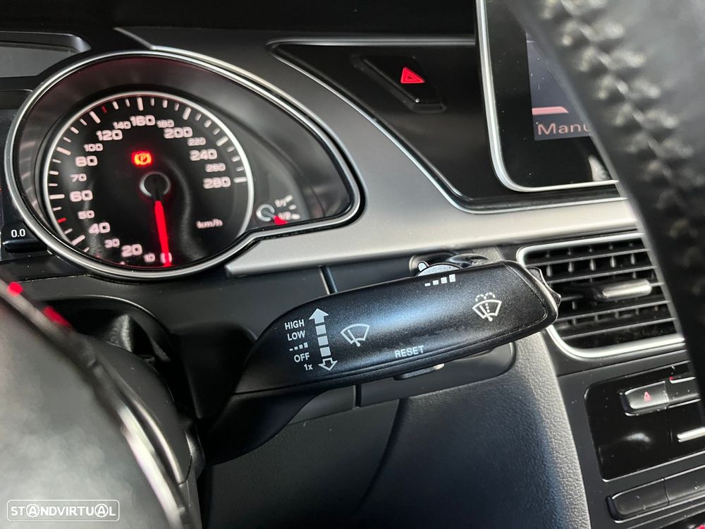 Audi A5 2.0 TDI Business Line Sport - 26