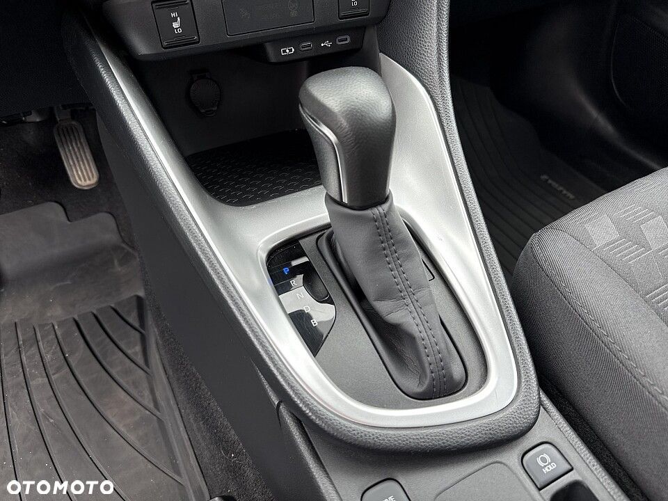 Mazda 2 - 10