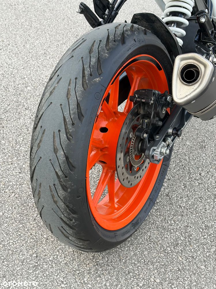 KTM Duke 125 - 12