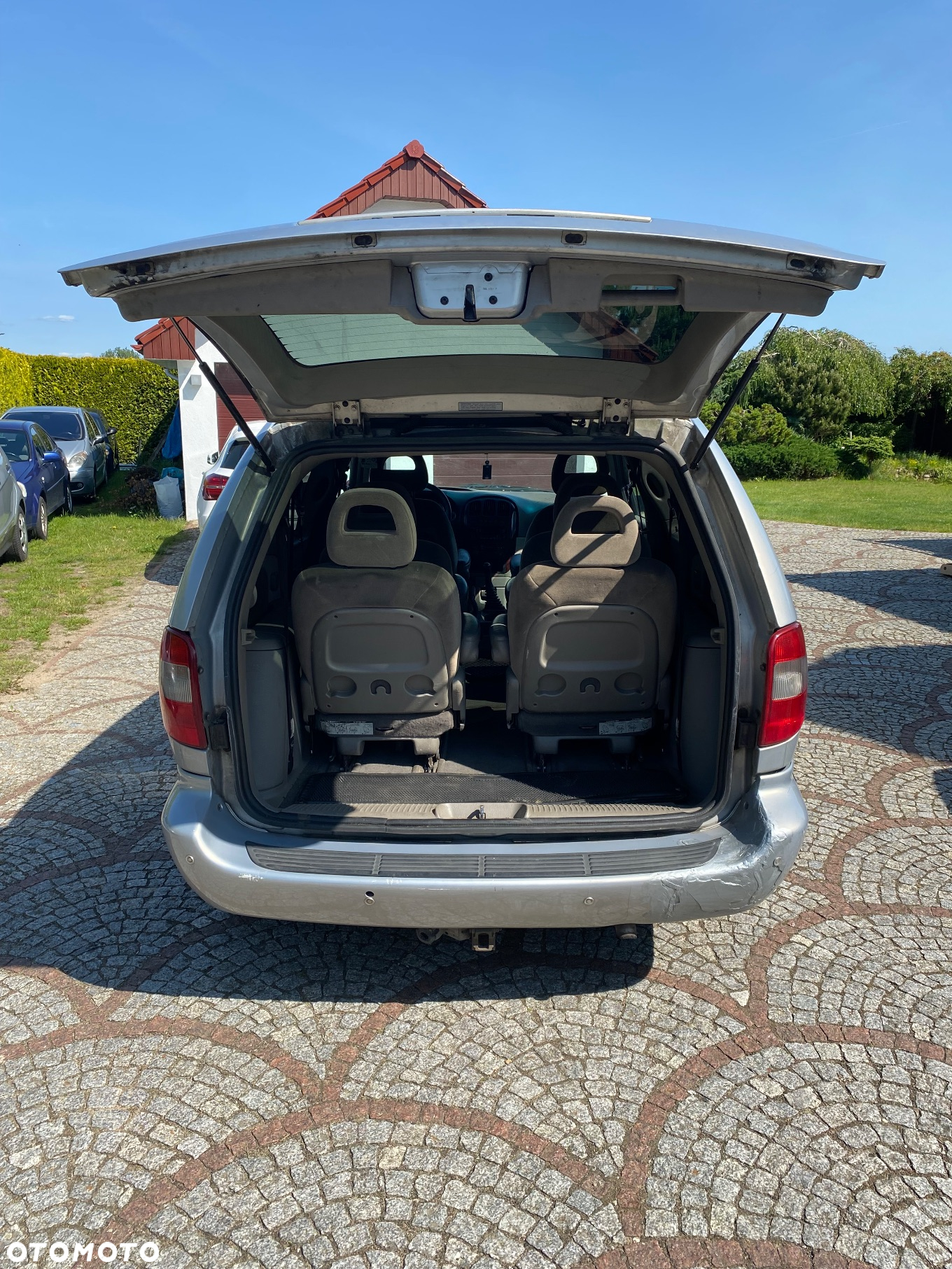 Chrysler Grand Voyager 2.5L CRD LX - 8