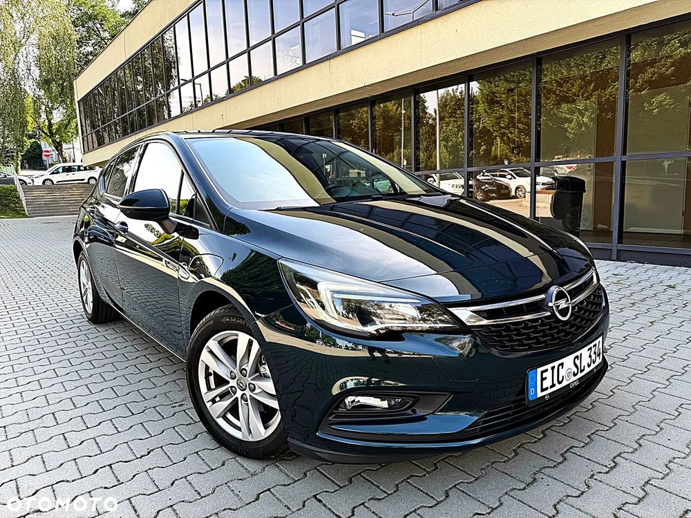 Opel Astra 2017 photo 2