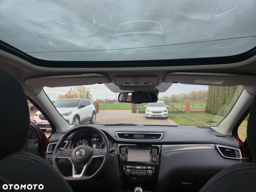 Nissan Qashqai 1.6 DIG-T N-Connecta - 29