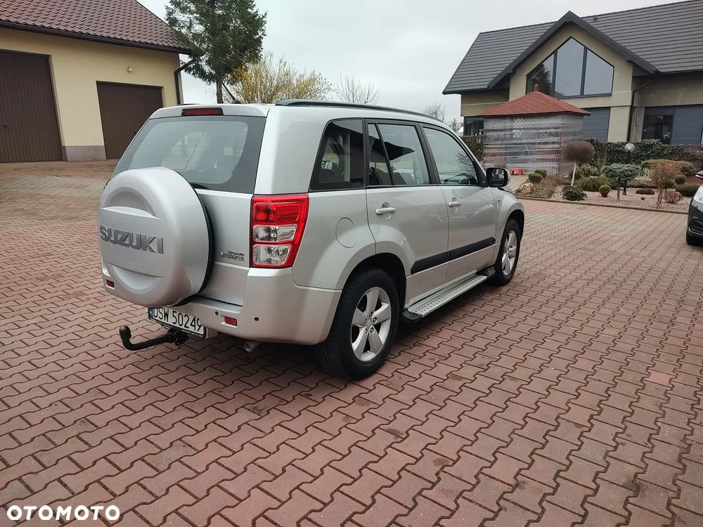 Suzuki Grand Vitara 1.9 DDiS Elegance EU5 - 4