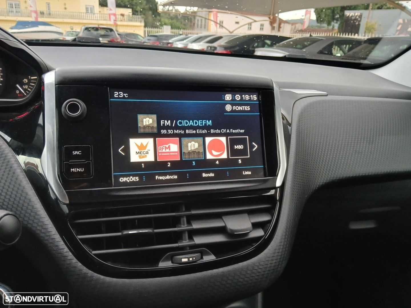 Peugeot 2008 1.2 PureTech Signature - 25