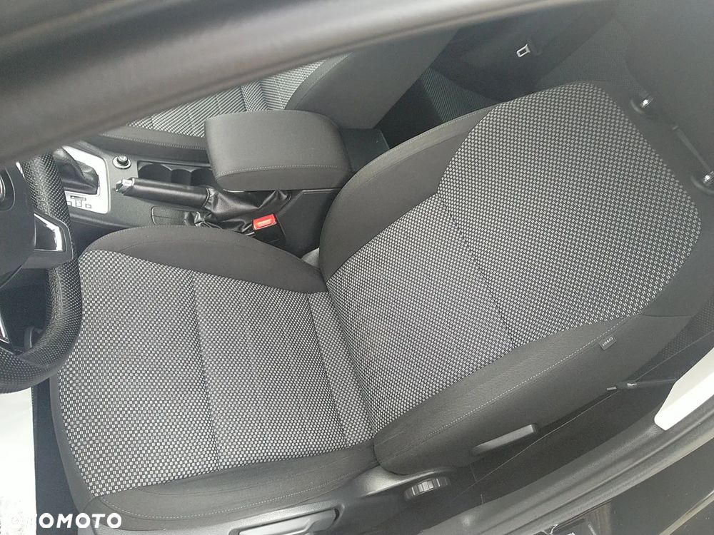 Skoda Octavia 2.0 TDI Edition DSG - 17