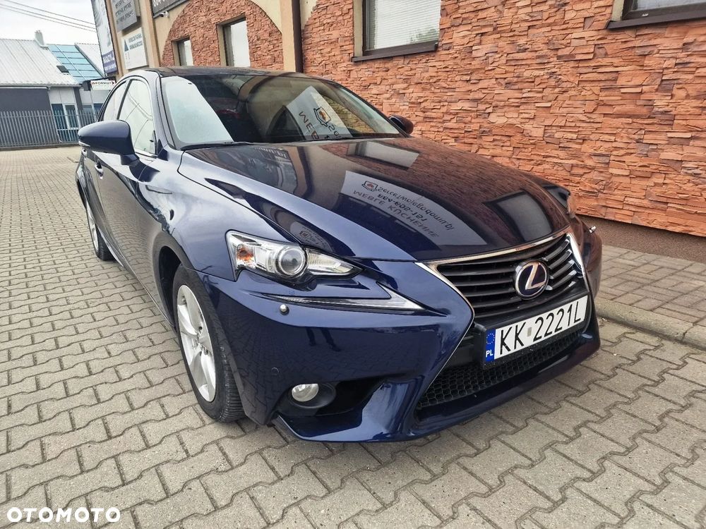 Lexus IS 300h Elegance - 1