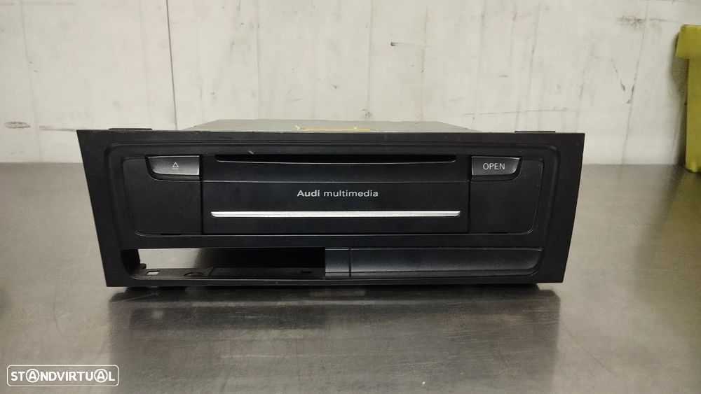 LEITOR CD / NAVEGAÇÃO MULTIMEDIA AUDI A4 A5 REF. 8T1035666F - 1