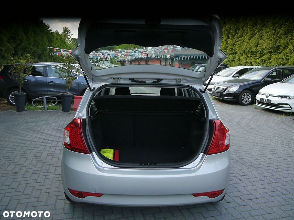Kia Ceed 1.4 Comfort - 9