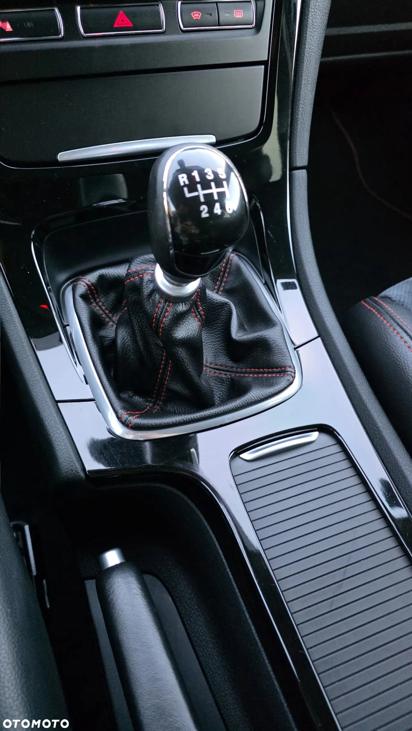 Ford Mondeo - 23