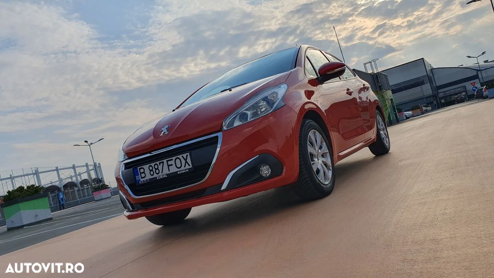 Peugeot 208 1.2 L PureTech Allure - 11