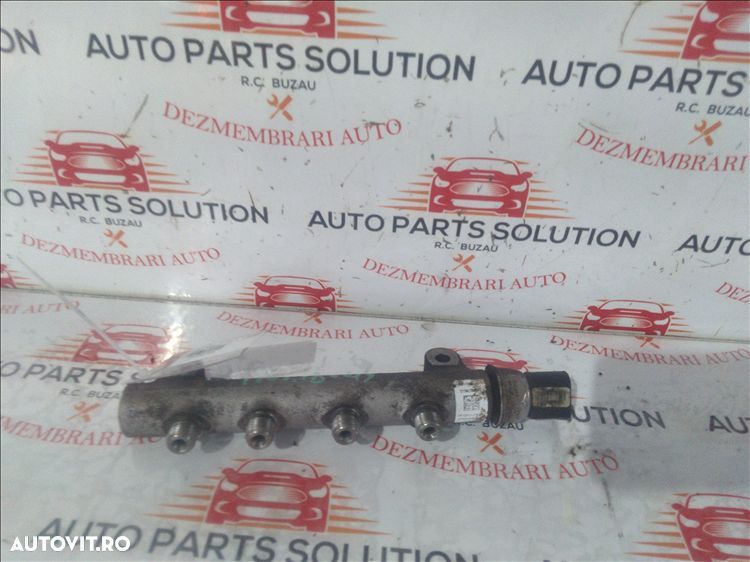 rampa injectoare hyundai i 10 1.1 d an fabr 2013 - 1