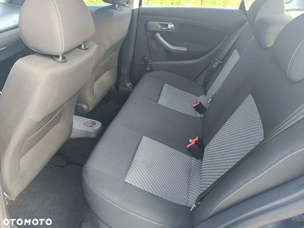 Seat Ibiza 1.4 16V Style - 29