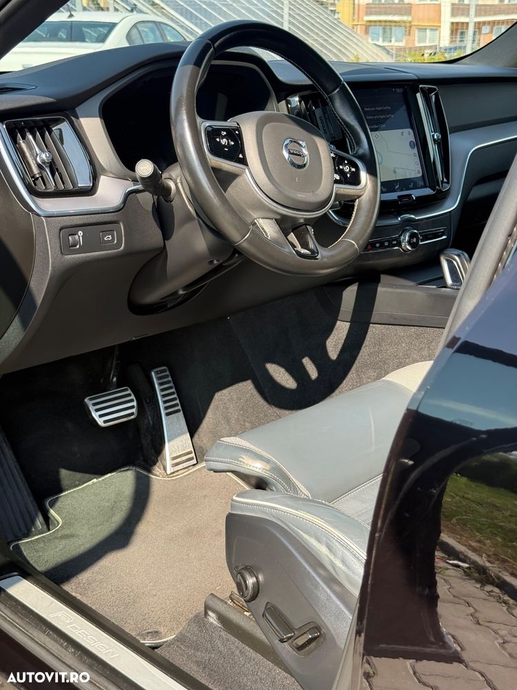 Volvo XC 60 B4 D AWD Geartronic RDesign - 6